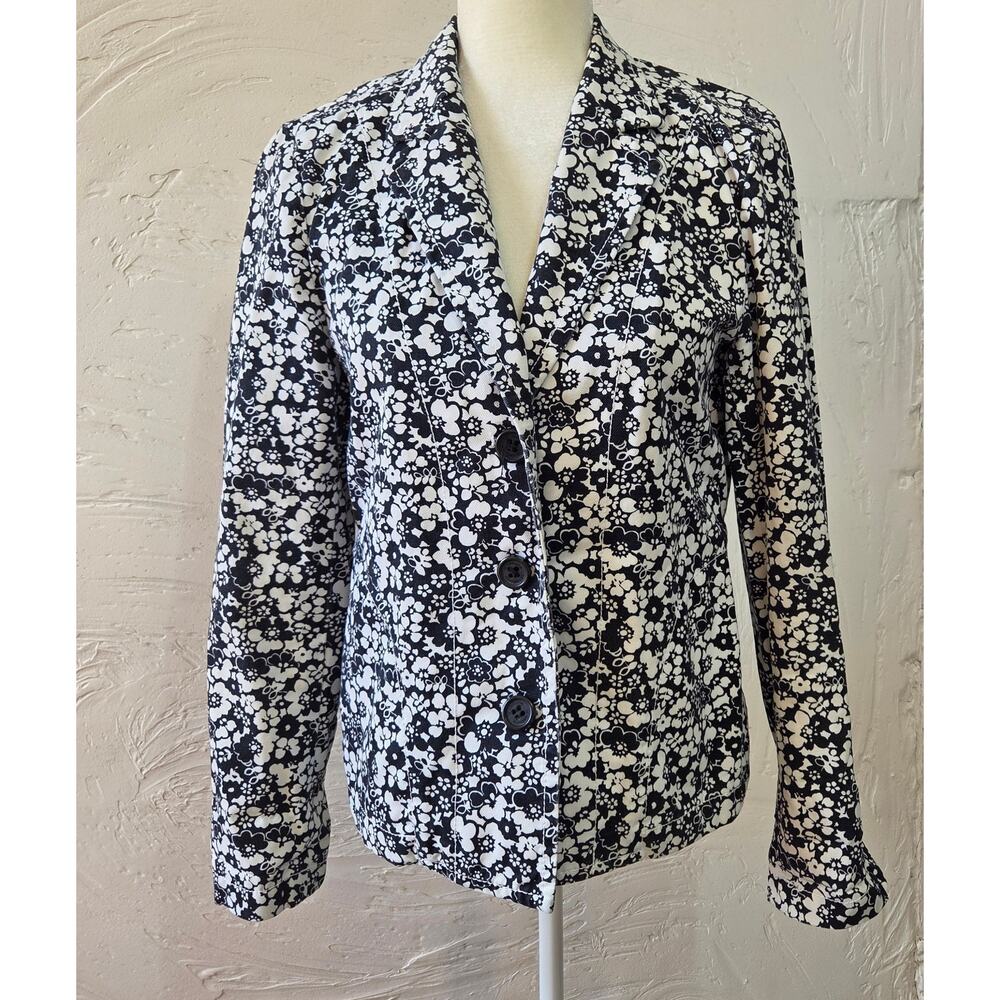 LIZ CLAIBORNE Black White Flowered Jean Jacket Woman's Size Medium